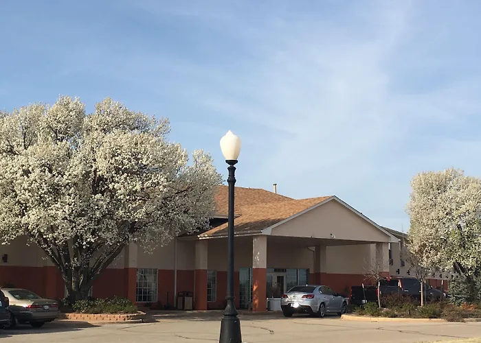 Pet Friendly hotel: Territorial Inn Guthrie Oklahoma