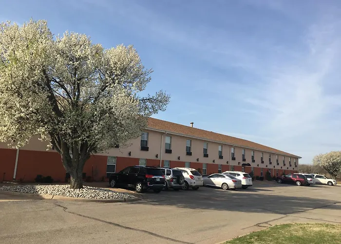 Pet Friendly hotel: Territorial Inn Guthrie Oklahoma